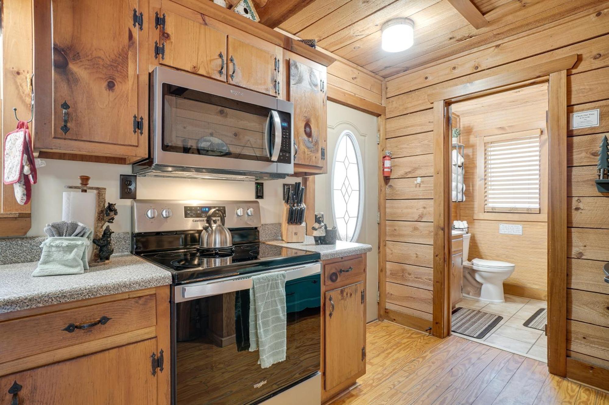 הוילה Secluded Family Retreat In Dahlonega With Hot Tub! מראה חיצוני תמונה