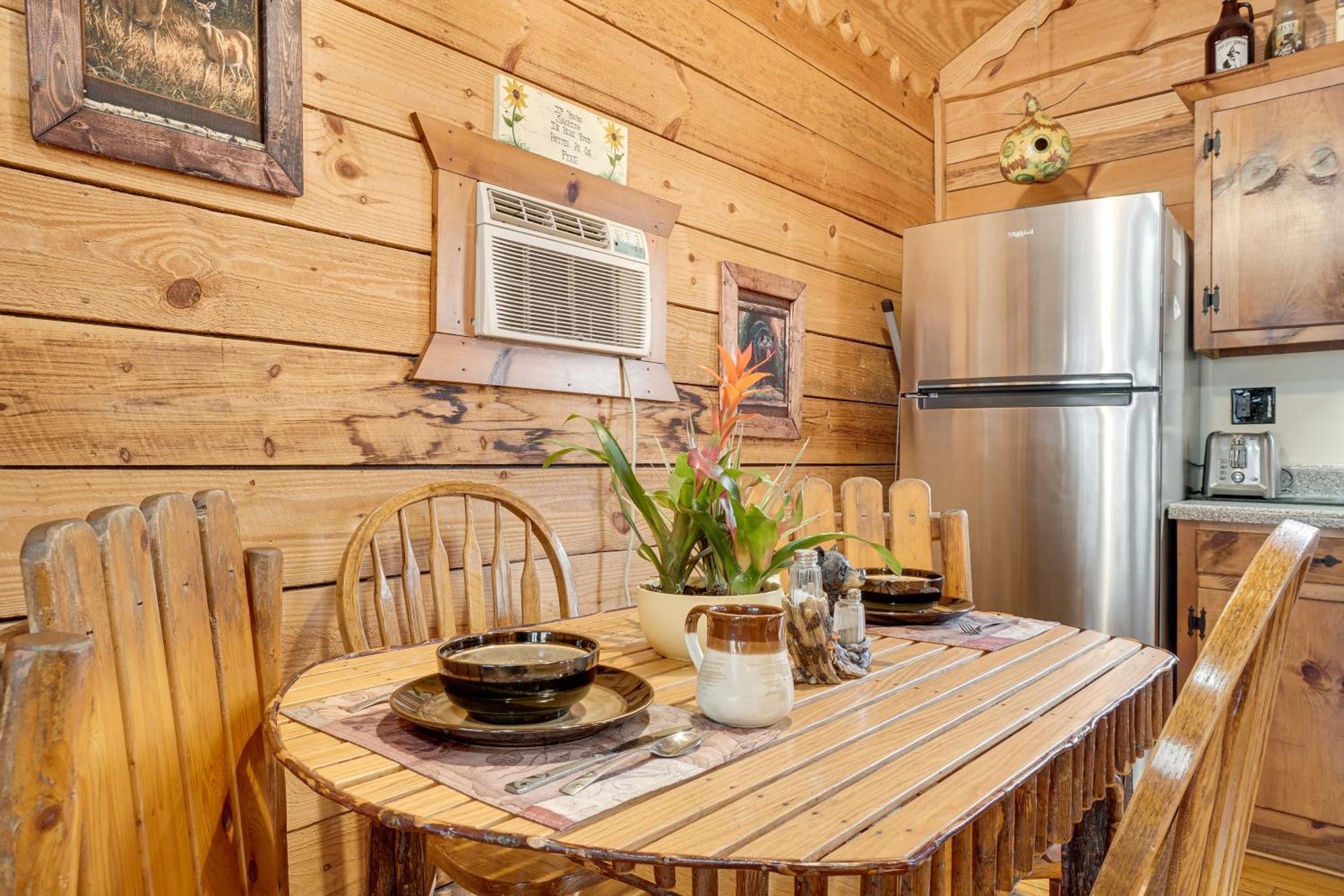 הוילה Secluded Family Retreat In Dahlonega With Hot Tub! מראה חיצוני תמונה