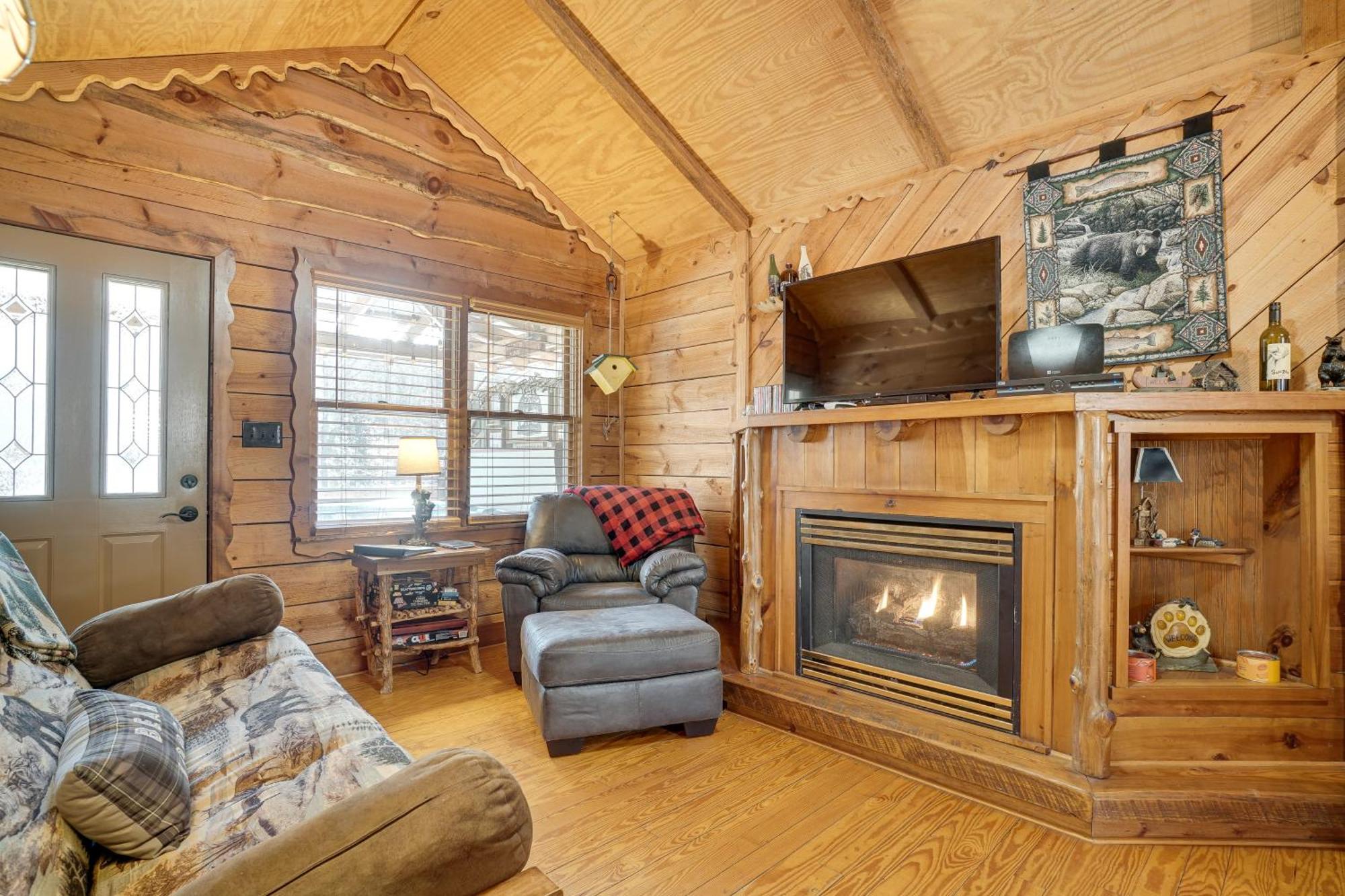 הוילה Secluded Family Retreat In Dahlonega With Hot Tub! מראה חיצוני תמונה