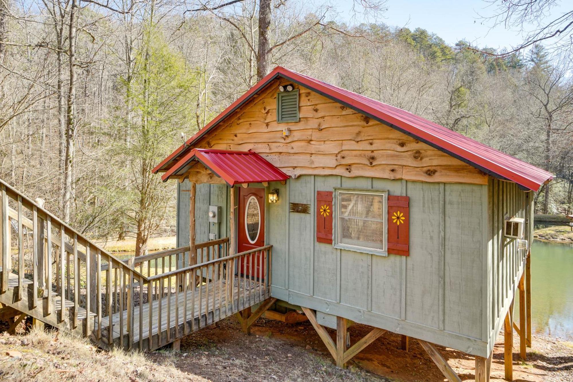 הוילה Secluded Family Retreat In Dahlonega With Hot Tub! מראה חיצוני תמונה